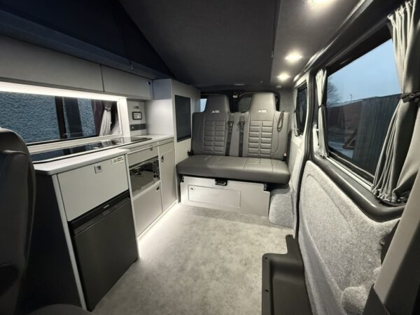 2023 Renault Trafic Sport 2.0DCI 38k Miles, 6 Speed Manual, Euro 6, Brand New Lomond Campers Campervan Conversion, Warranty, Finance