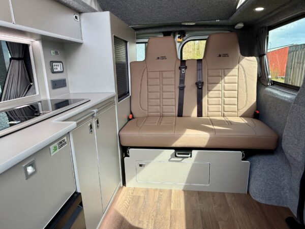 IMG_1265 2020 Renault Trafic Sport 170bhp 4 Berth Lomond Campers Campervan, New Conversion, Euro 6, 39k Miles