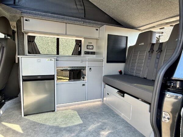 2023 Renault Trafic Sport 2.0DCI 38k Miles, 6 Speed Manual, Euro 6, Brand New Lomond Campers Campervan Conversion, Warranty, Finance