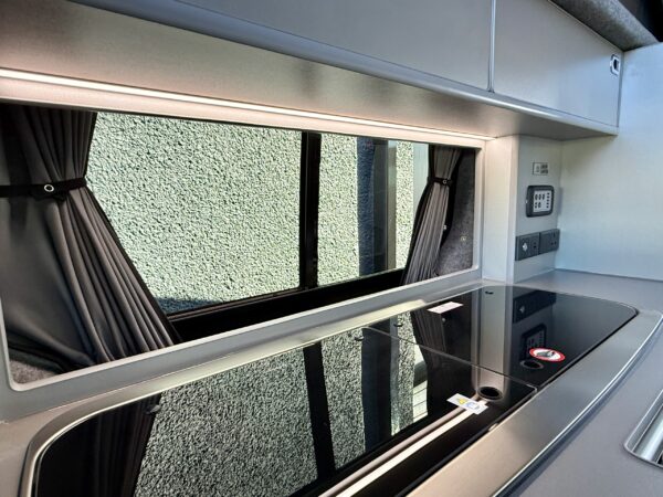 2023 Renault Trafic Sport 2.0DCI 38k Miles, 6 Speed Manual, Euro 6, Brand New Lomond Campers Campervan Conversion, Warranty, Finance